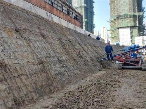 喀左建筑边坡支护
